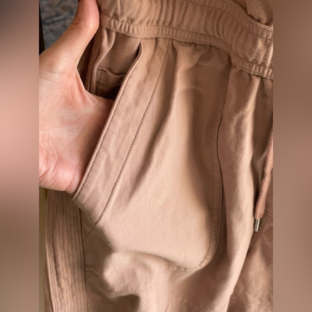 Athleta Sleeveless Romper in Dusty Rose - Picture 6 of 15
